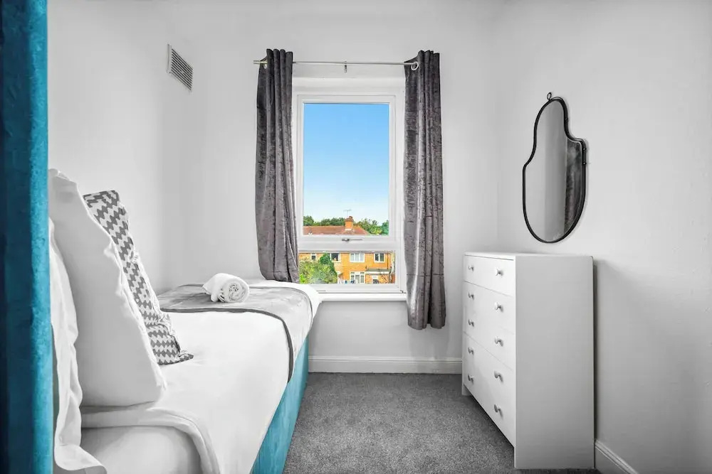Cosy Three Bedroom Family Home With Garden