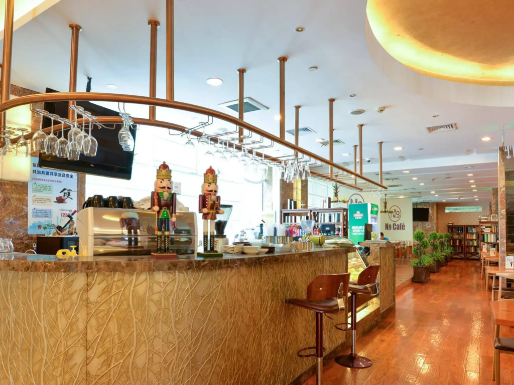 Отель Fairfield by Marriott Shanghai Pudong South