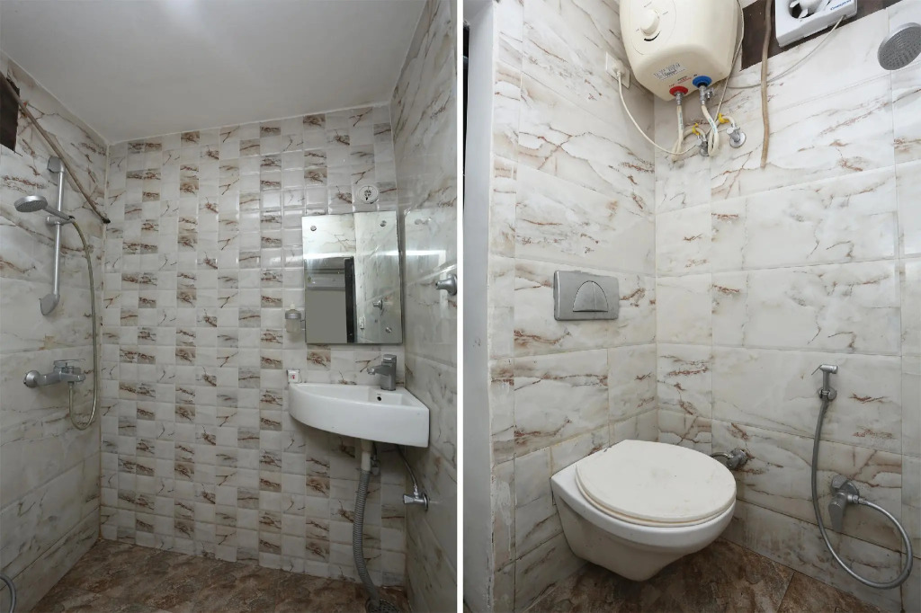 OYO 26771 Hotel Lotus Inn