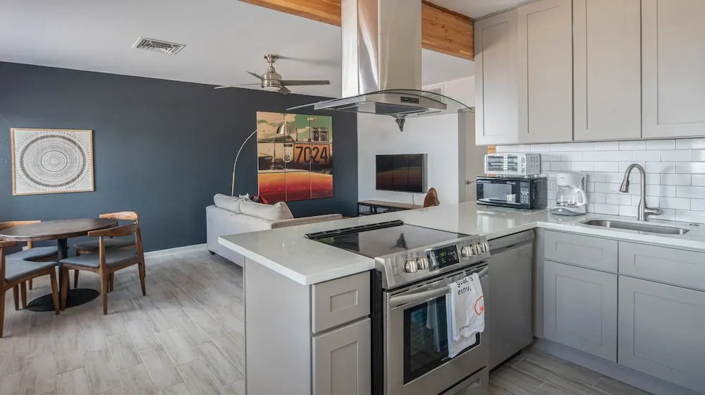 Sleek 3BR Home in Arcadia by WanderJaunt
