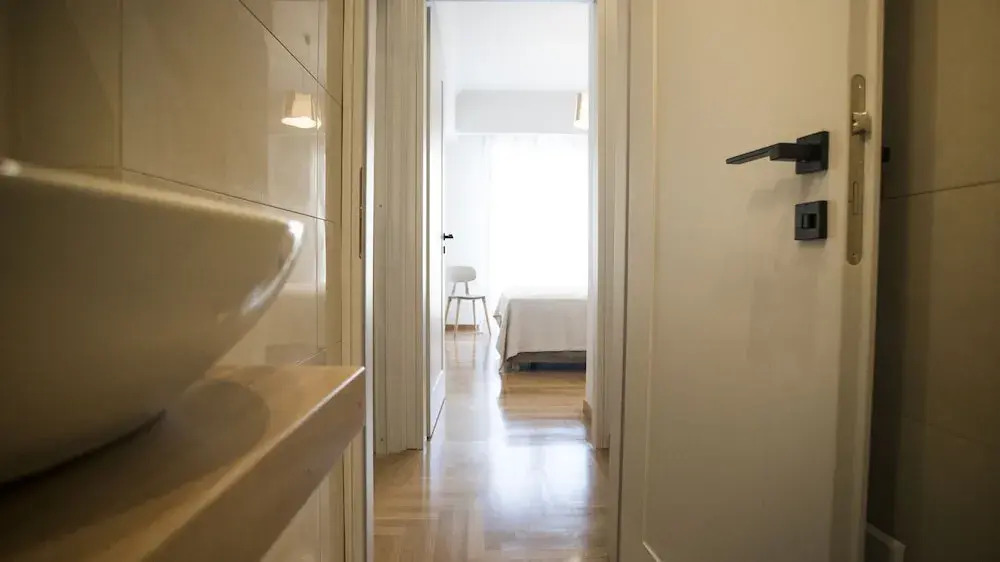 Elegant apartment under Acropolis