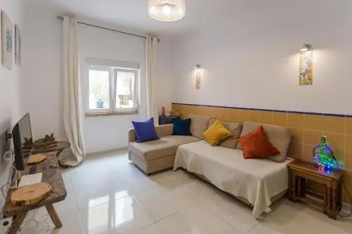 1-Bedroom Flat with Terrace, near Metro & Arena