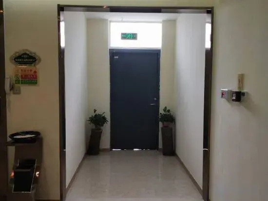 Vienna 3 Best Hotel (Wuxi Shuofang International Airport, Hongshan)