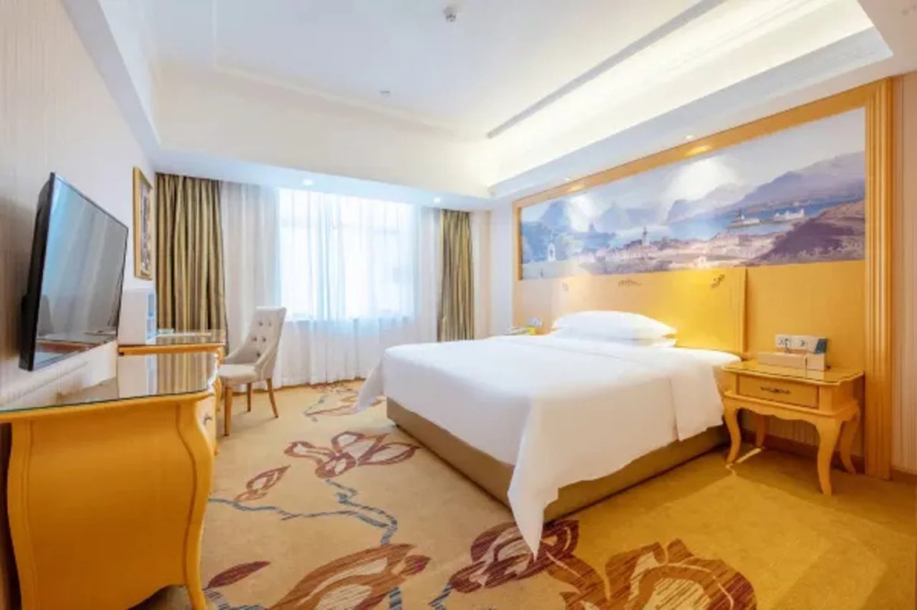 Vienna Hotel Guangdong Zhongshan Caihong Avenue