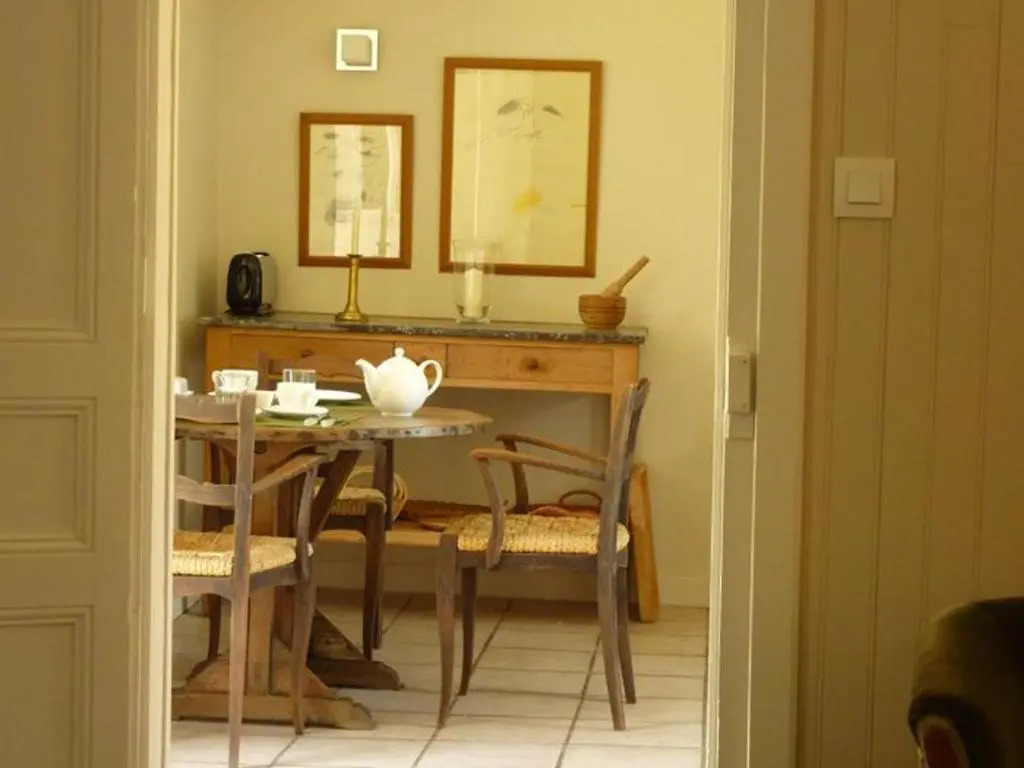 Maison de campagne charmante avec jardin au Château de Vesset - FR-1-489-64