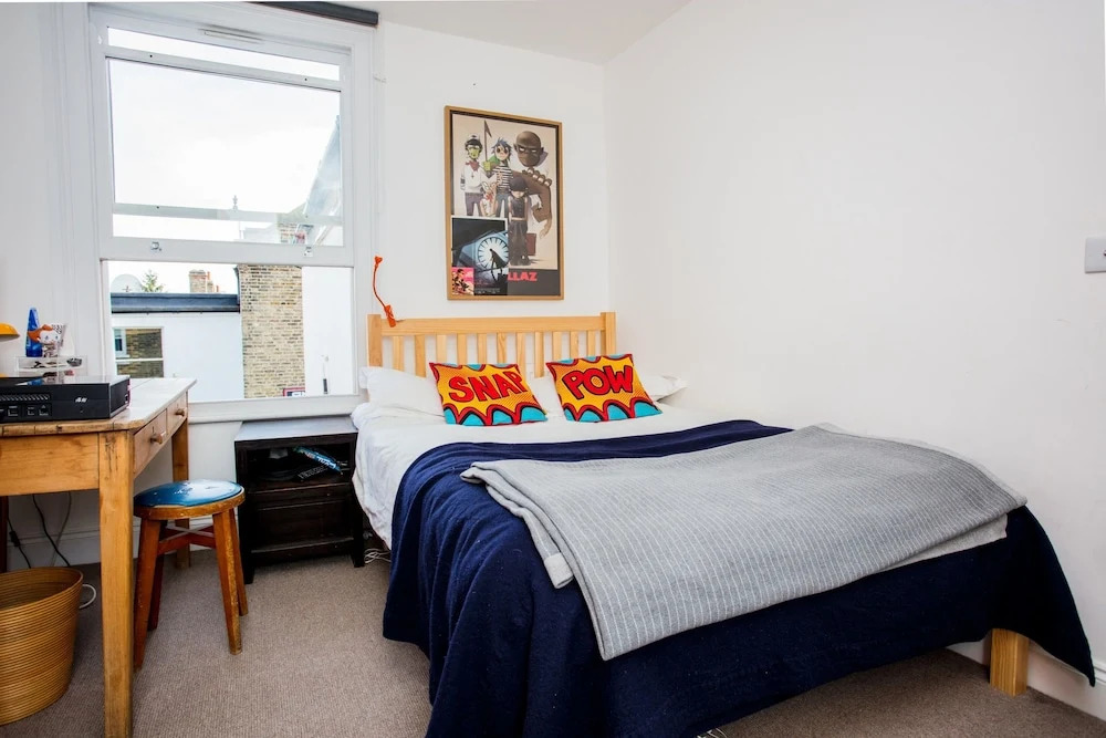 Wonderful 4 Bedroom Home In Kensal Rise