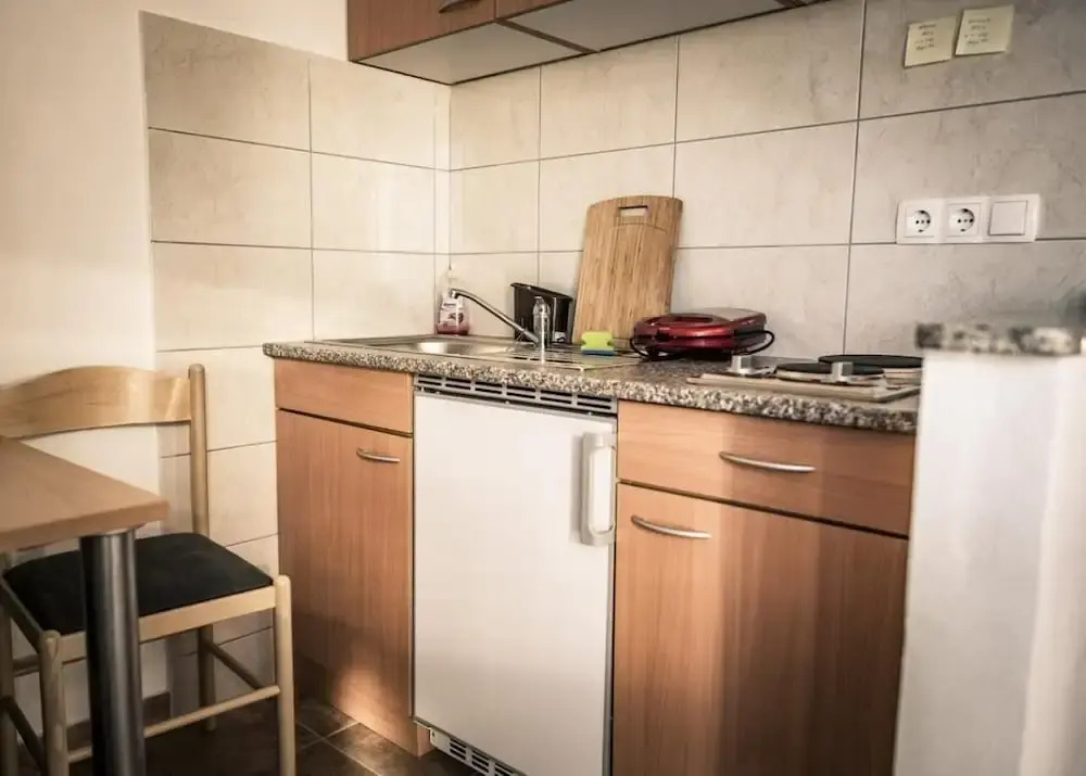 Toma - 5m From the sea With Parking - SA3