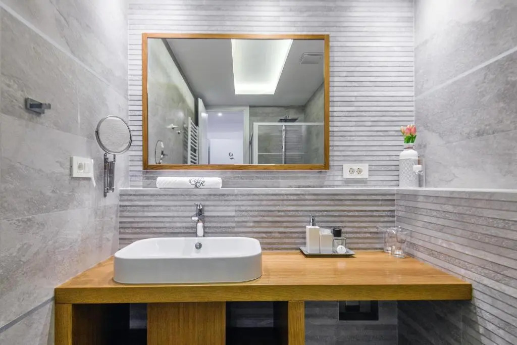 Windrose Design Apartments