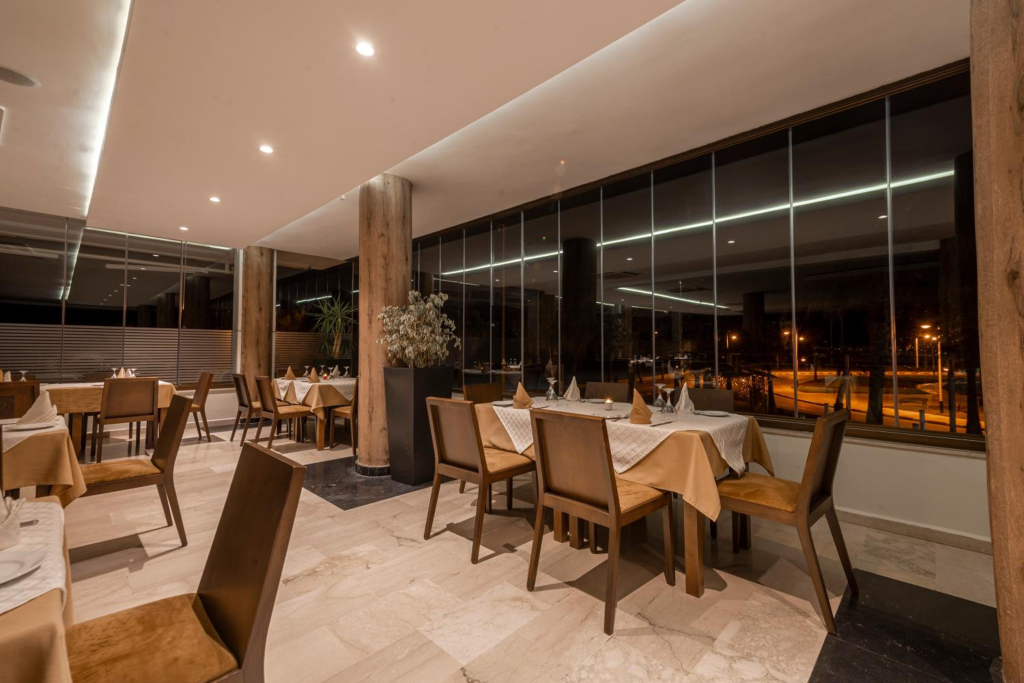 Hotel Omeya