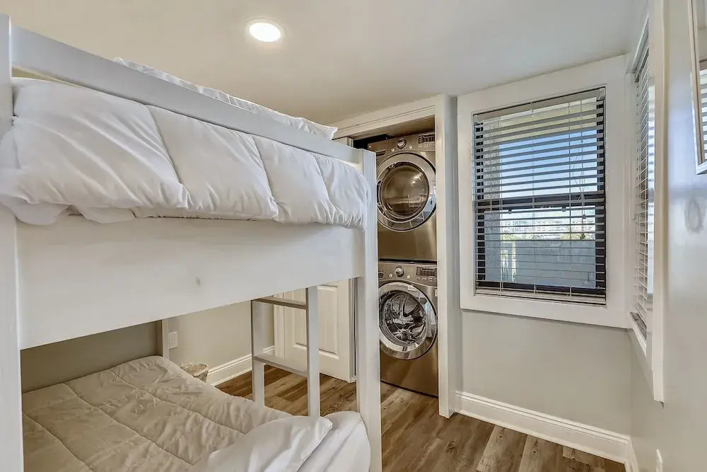 Inlet Reef 307 3 Bedroom Condo by RedAwning