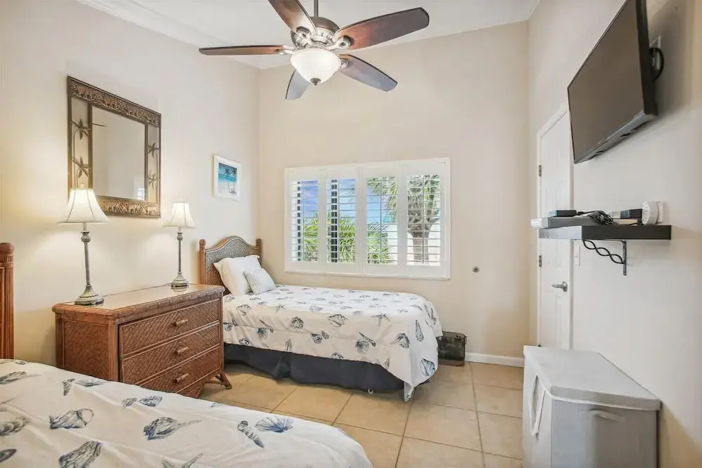 Oceanfront Bliss: Night of Lights Getaway!