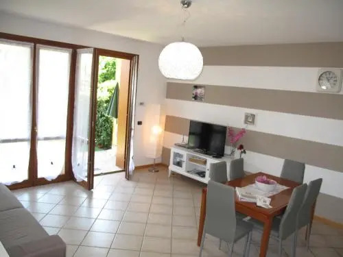 In vacanza da Miki 01