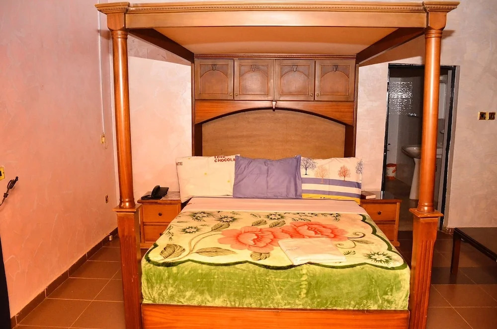 BBS Diamond Suites