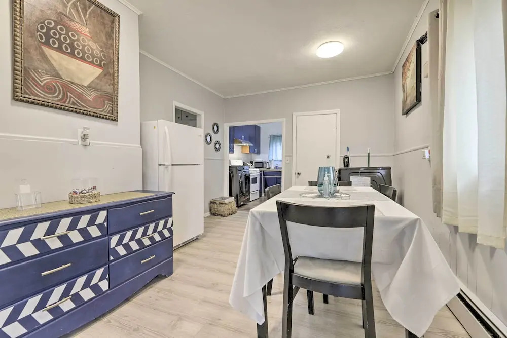 Springfield Vacation Rental: 1 Mi to Downtown