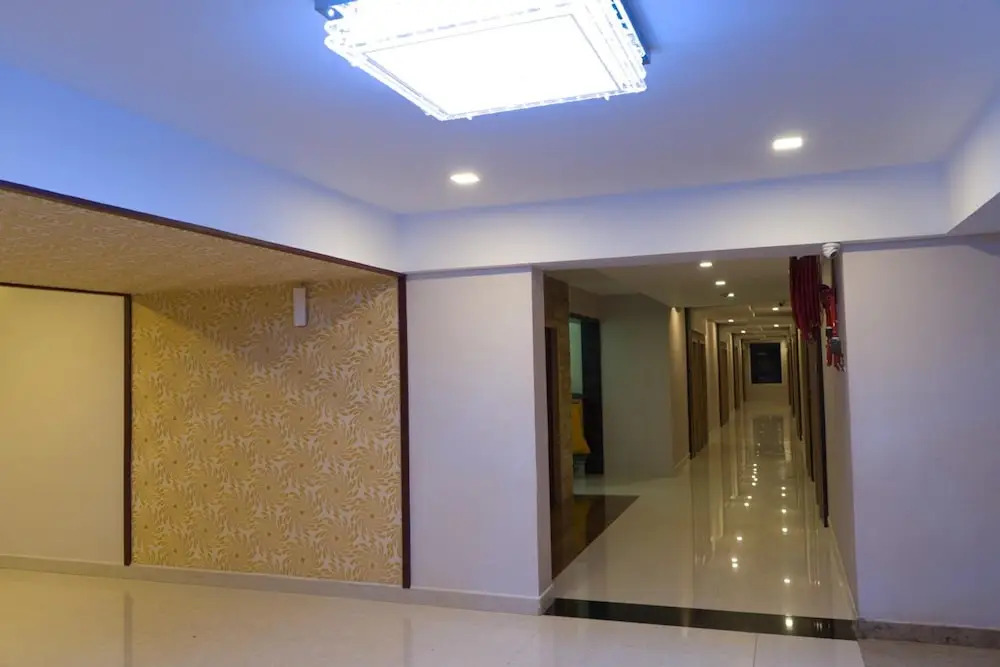 OYO 14759 Hotel President