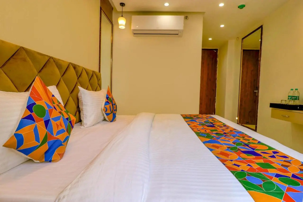 FabHotel Pitampura