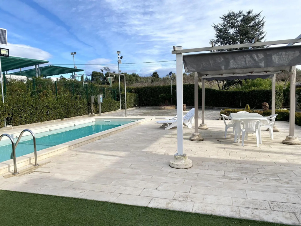 Detached villa, suitable for families, private pool, parking-Villa Pinto