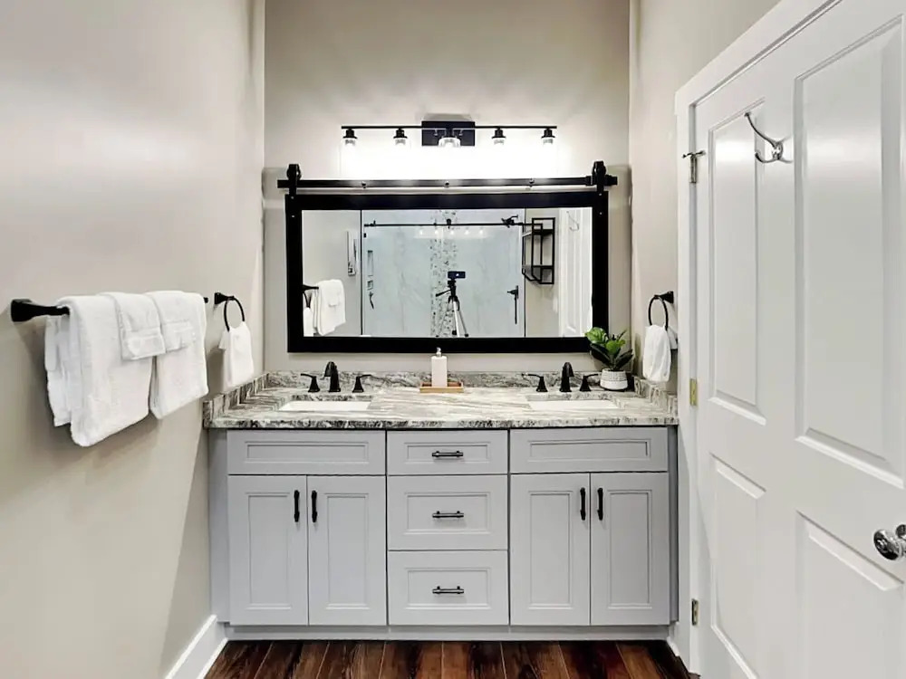 Center Stage by Taylor Made Deep Creek