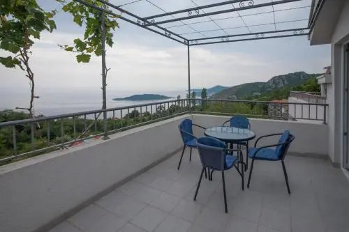Apartments Kuljace