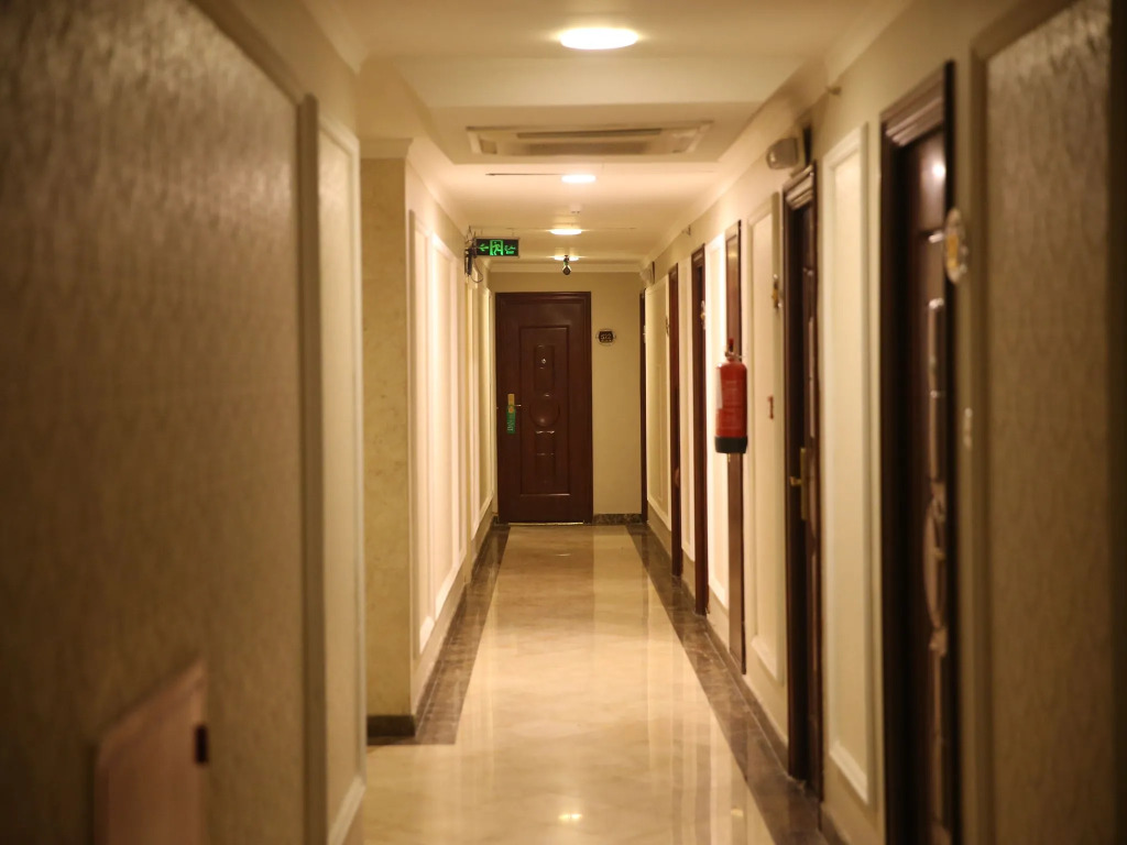 Golden Manafea Hotel