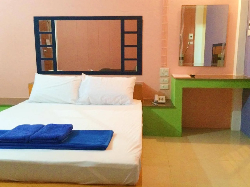 Khansuk Resort
