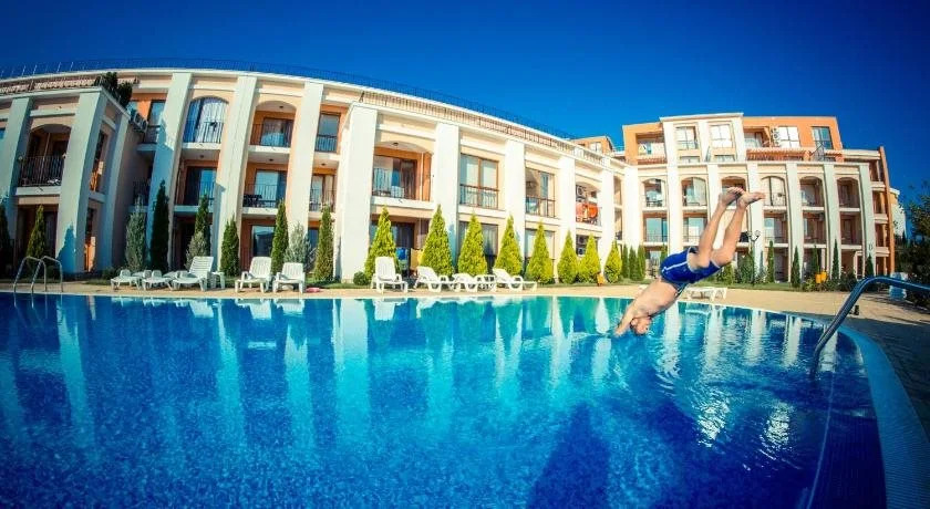 Sea Fort Club & Grand Resort