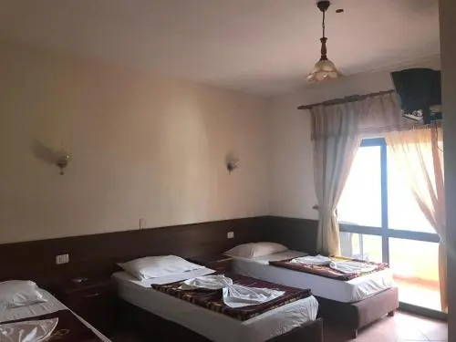 Hotel Kosmira