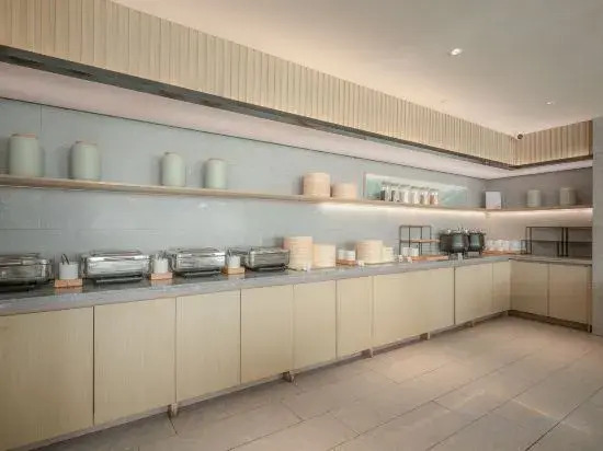 Ji Hotel (Tianjin Tucheng Metro Station)