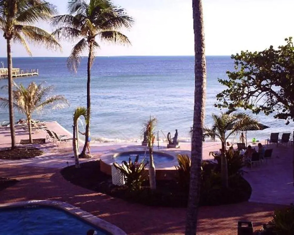 Coconut Beach Resort