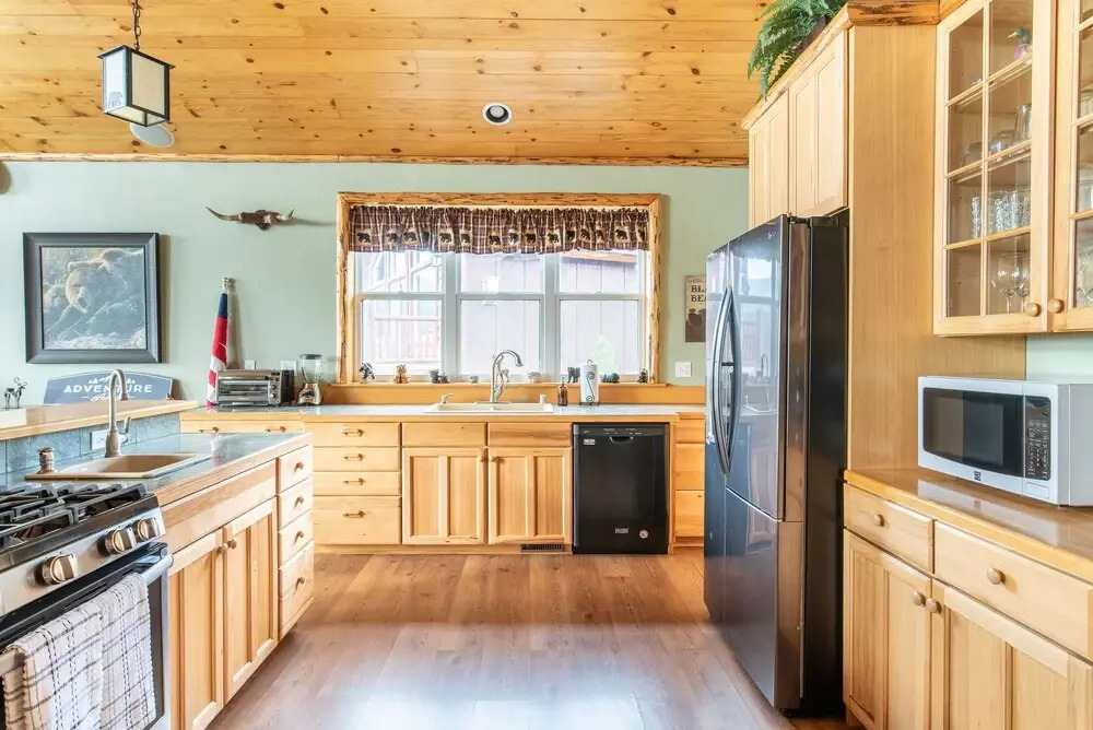 07 - Windsong Retreat 4 Bedroom Home by Redawning