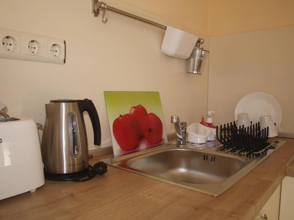 Lili Guest House