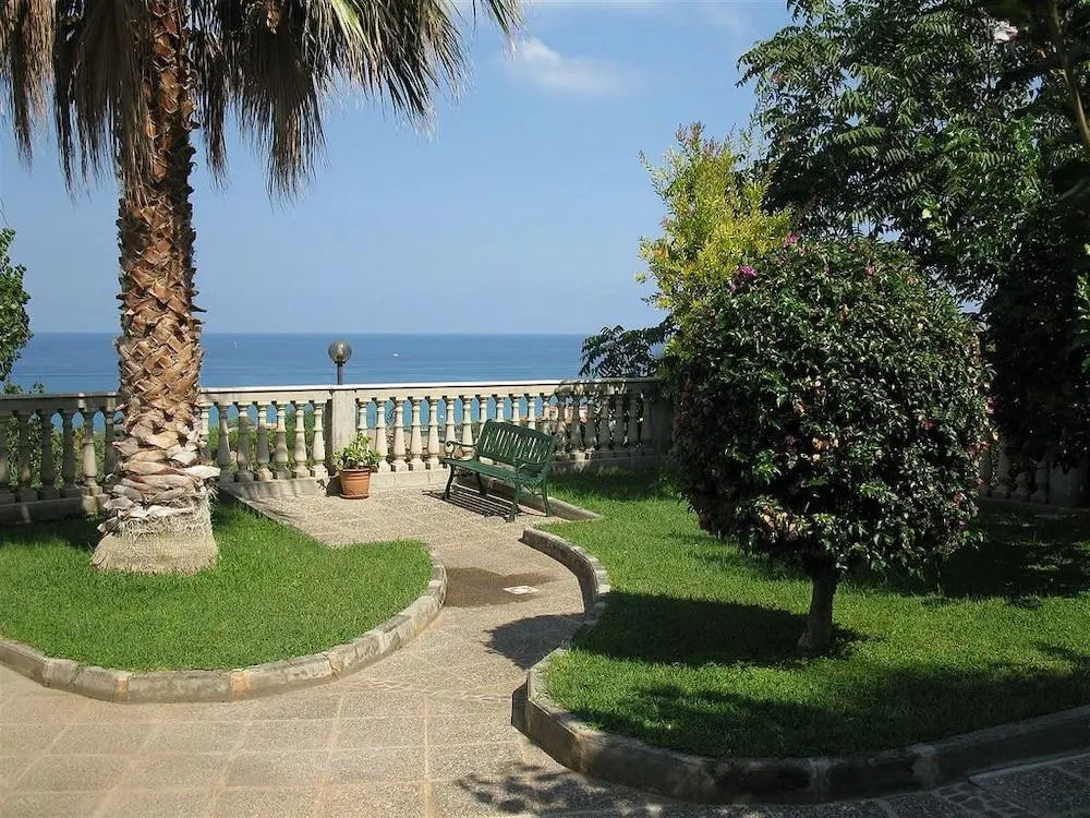 Residence My Villa Eden