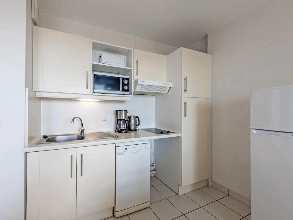 6-guest Flat Near Coastal Path