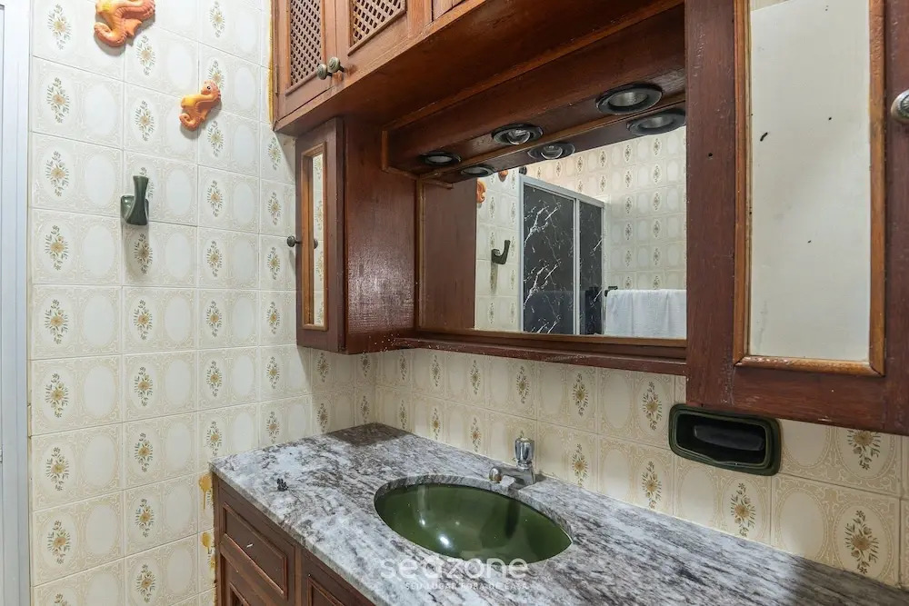 2-bedroom Apt 200 m From the Beach Jsl0902