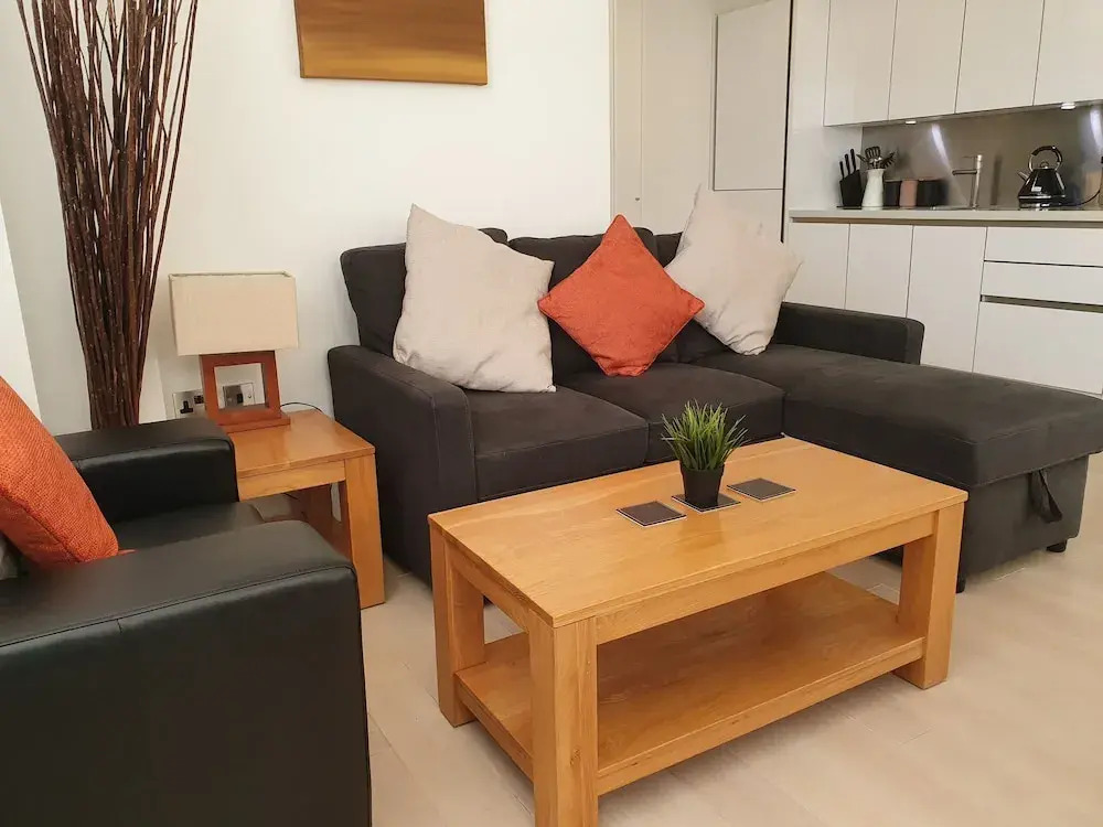 Modern Kings Road Executive Apartment