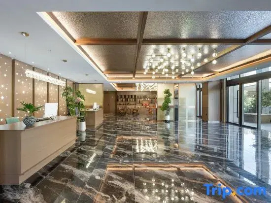 Licheng Huasheng Hotel (Urumqi Shuimogou Scenic Area Hot Spring East Road Branch)