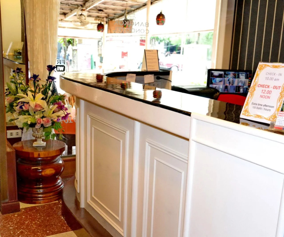 At Bangkok Hotel