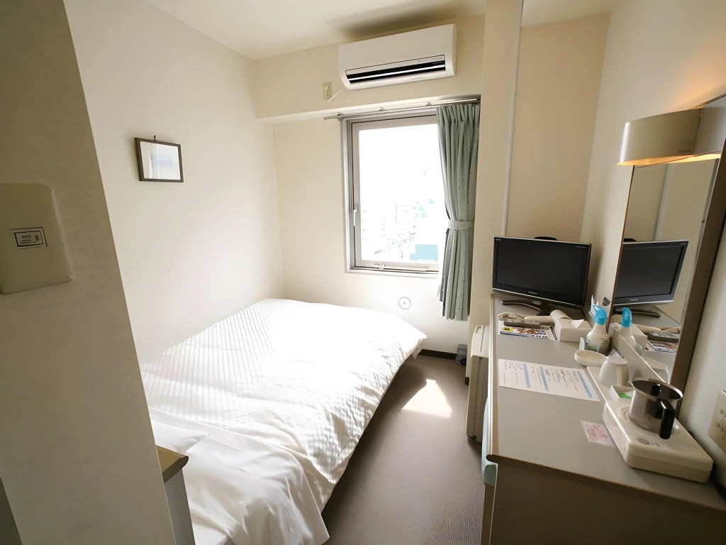 Kenchomae Hotel Abis Matsuyama