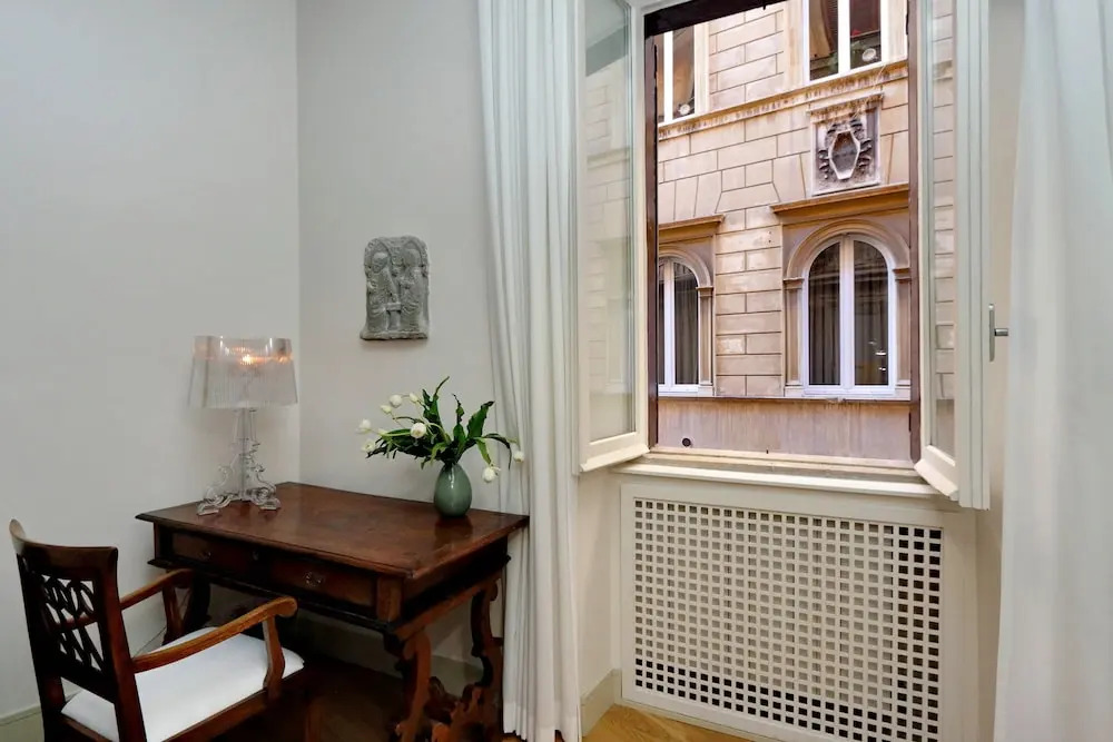 Farnese Charme - My Extra Home