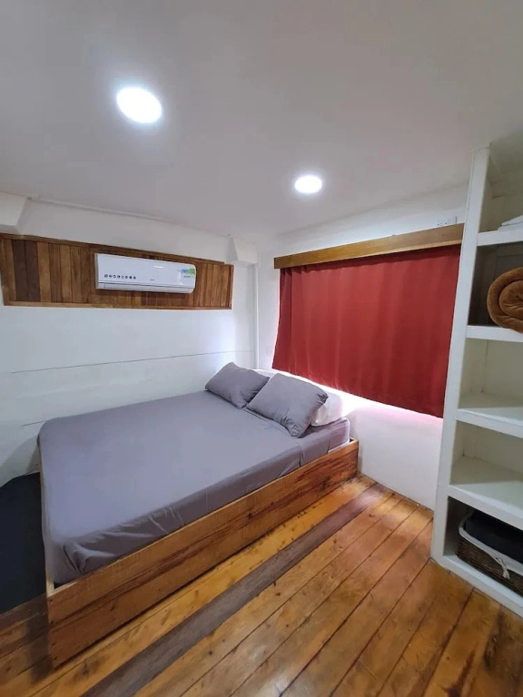 BusHotel Puerto Viejo