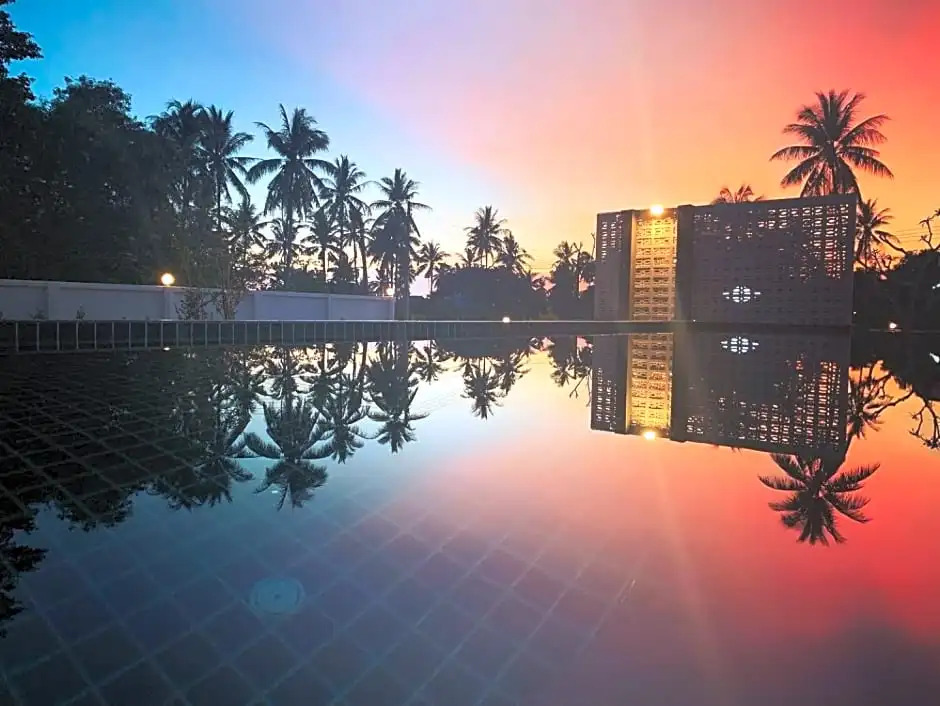 Phangan Hometown Resort