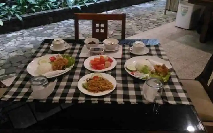 Helena Guest House
