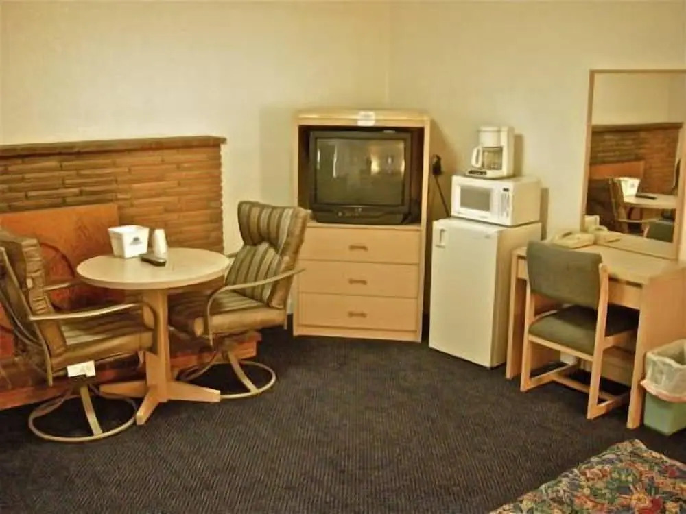 Hub Motel