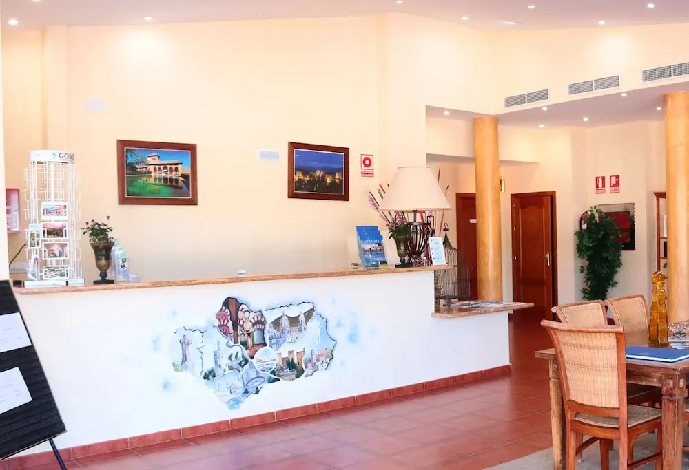Hotel Almazara