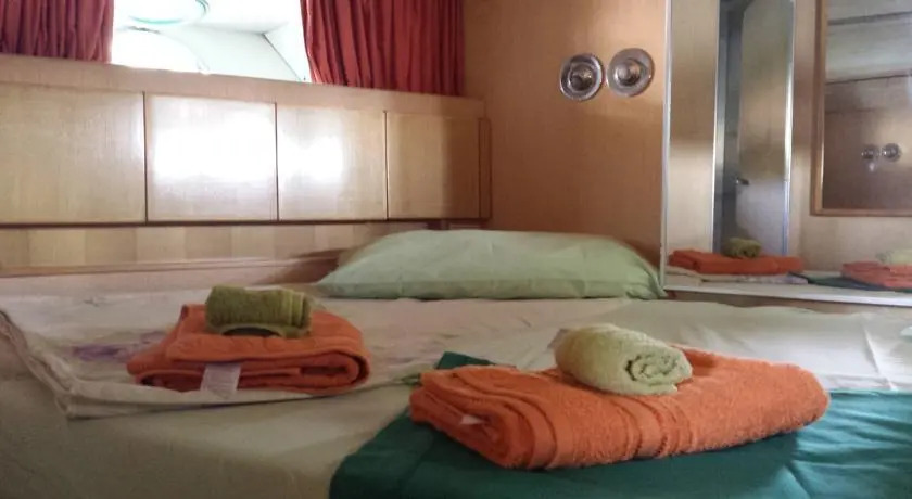 Venice Hotel On Boat
