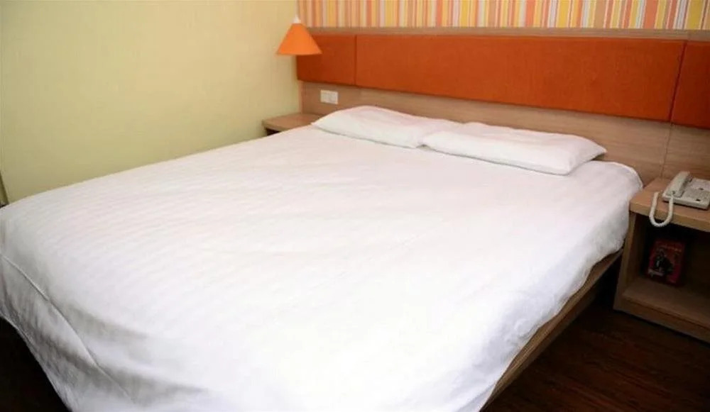 Home Inn Harbin University City Zhongxing Road Branch