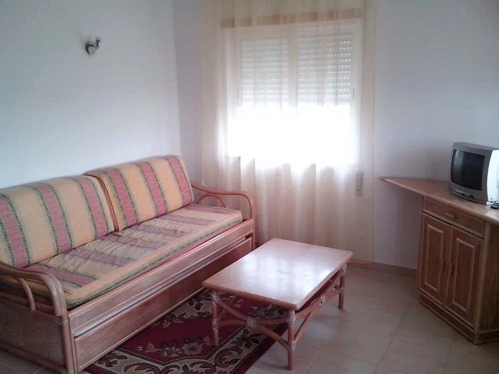 Remarkable 1-bed Apartment in Olhos de Agua