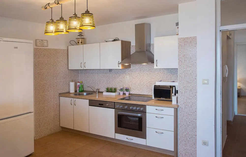 Stunning Home in Stanici With 6 Bedrooms and Outdoor Swimming Pool
