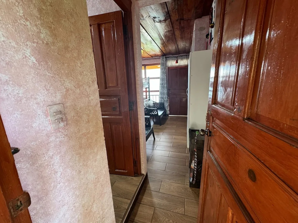 Hanna Suites