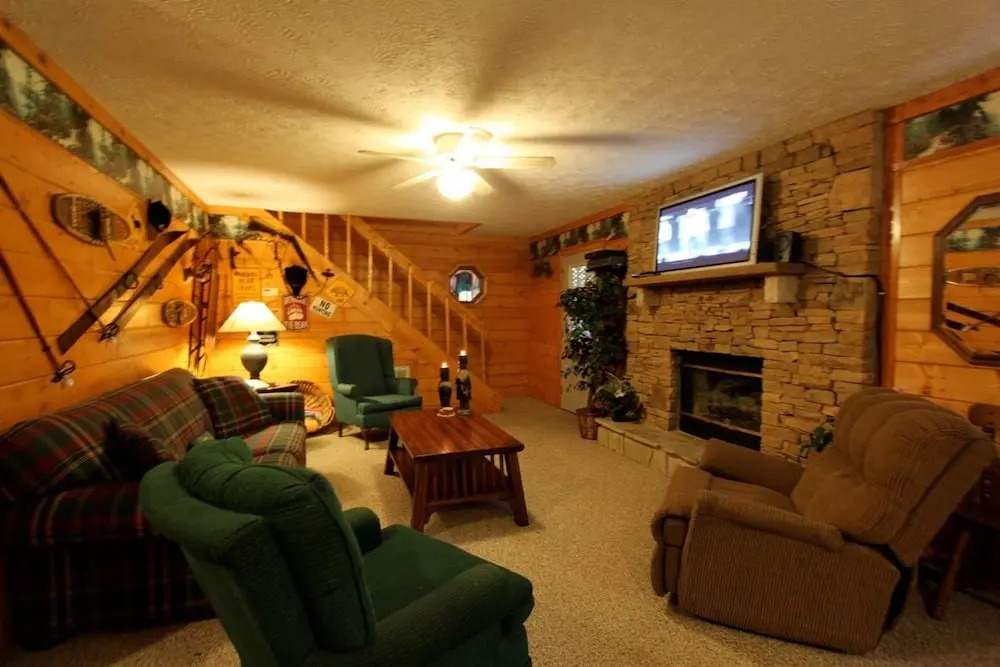 Woodhaven 1741 - Two Bedroom Cabin